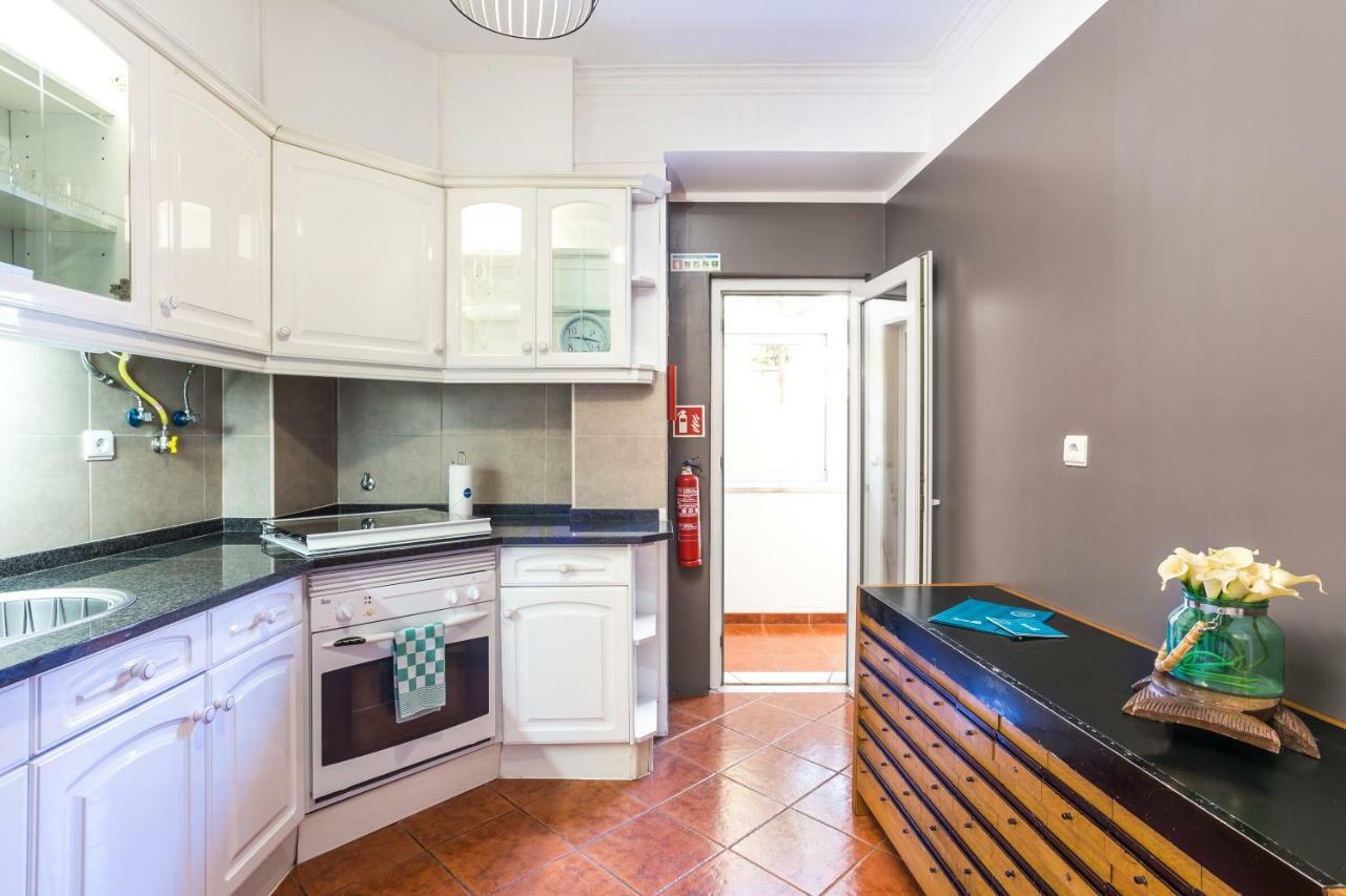 Sweet Inn Apartment - Sao Bento Lisbon Exterior photo