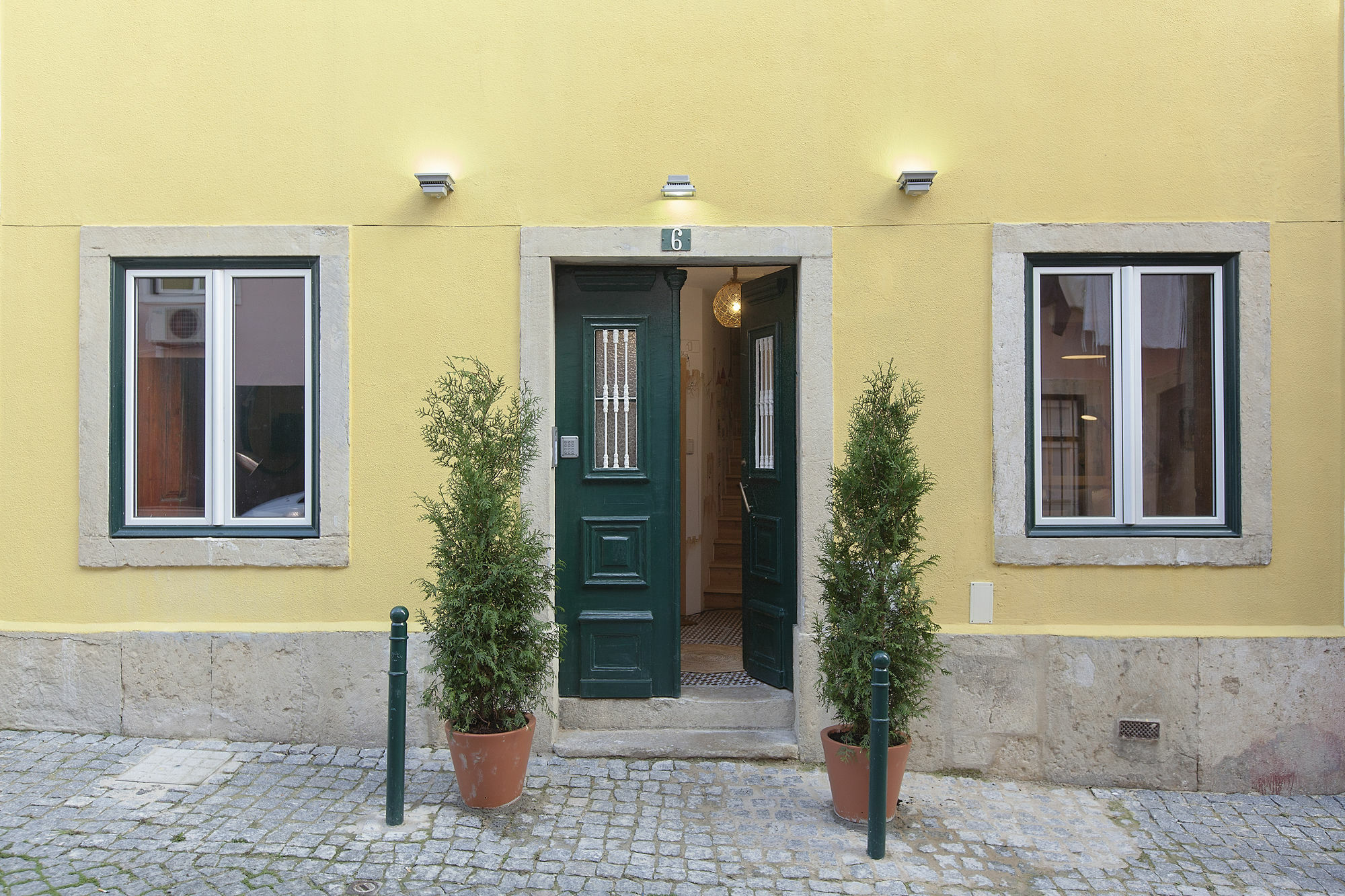 Sweet Inn Apartment - Sao Bento Lisbon Exterior photo