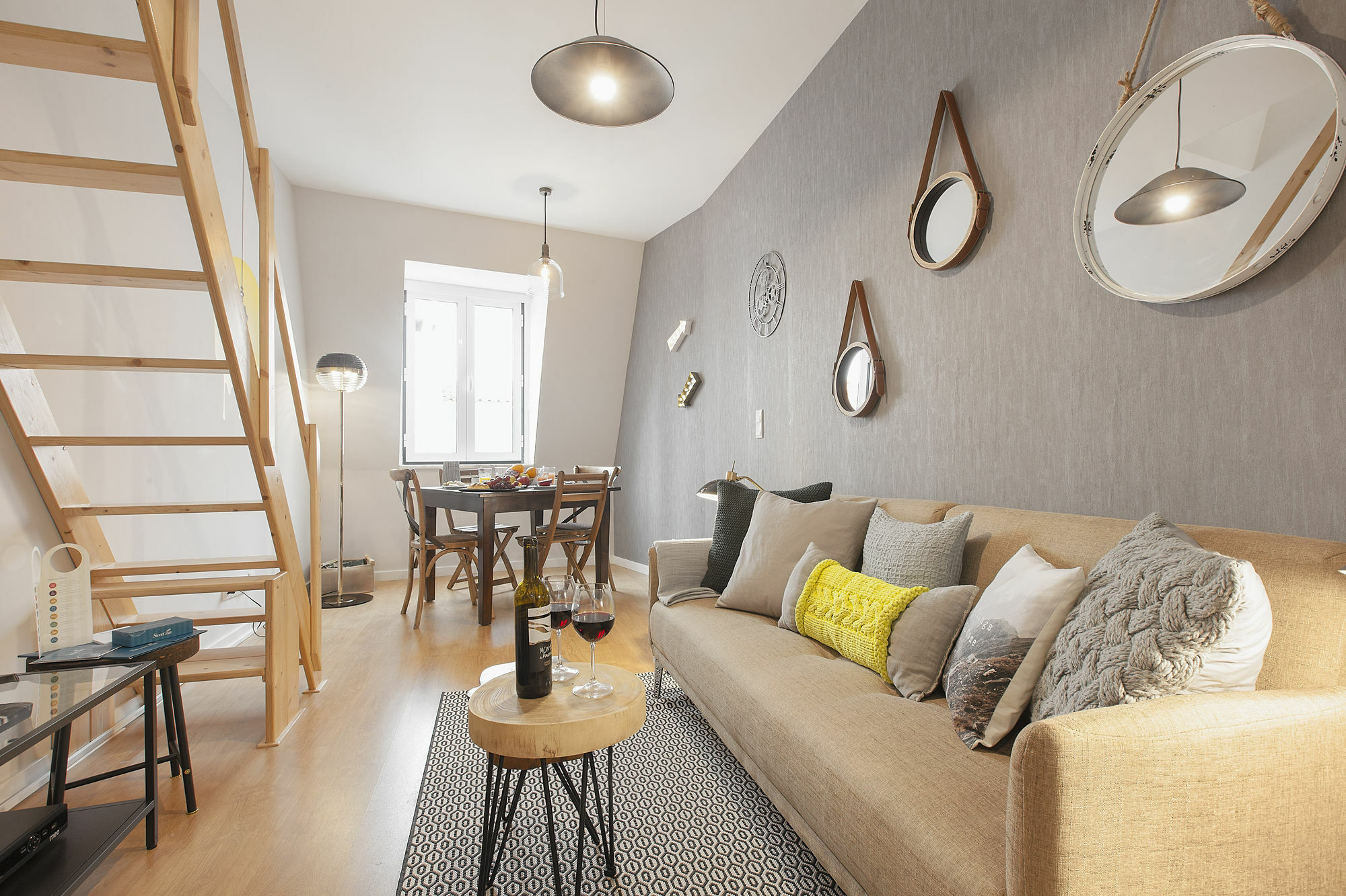 Sweet Inn Apartment - Sao Bento Lisbon Exterior photo
